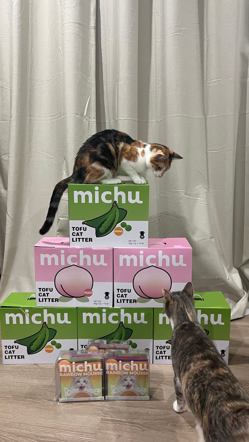 Customer photo review of Michu Tofu Cat Litter Gen3 - Natural Clumping Tofu-Based Formula - Value Box 5 kg