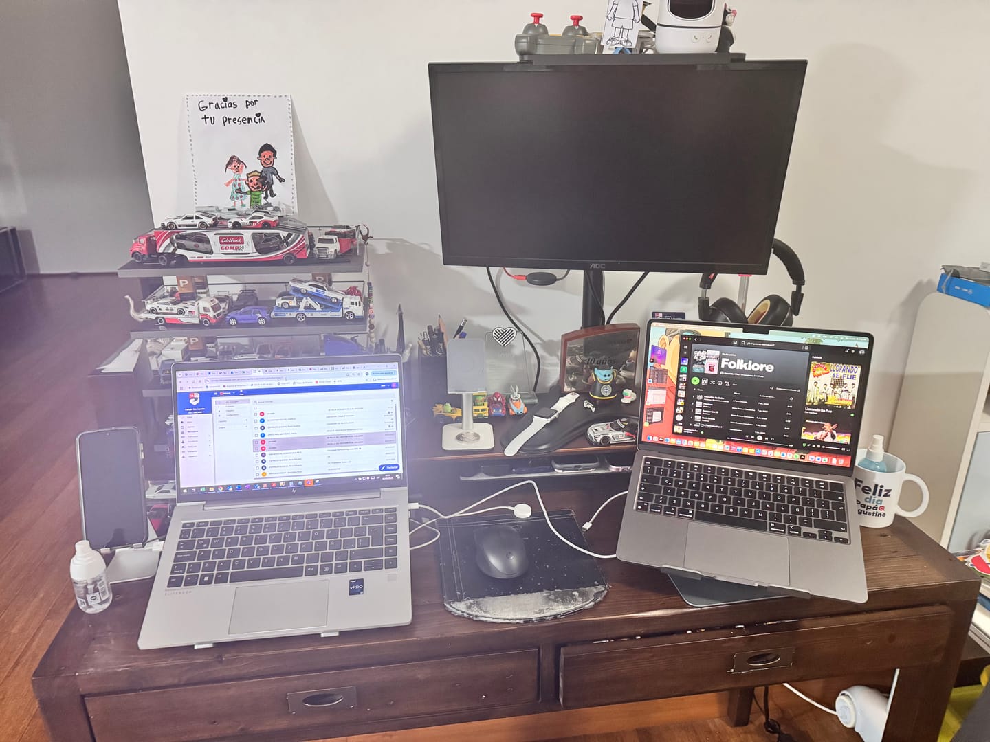 Customer photo review of Soporte de Laptop Giratorio 360