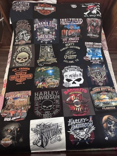 Customer photo review of Premium T Shirt Quilt