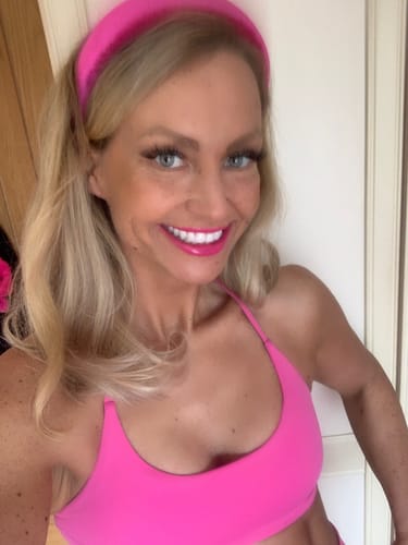 Customer photo review of Remy Human Hair Invisible Wire Extension - Hot Toffee