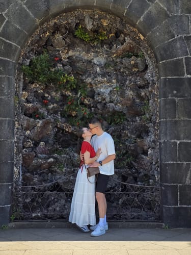 Customer photo review of MANA - DARK BROWN