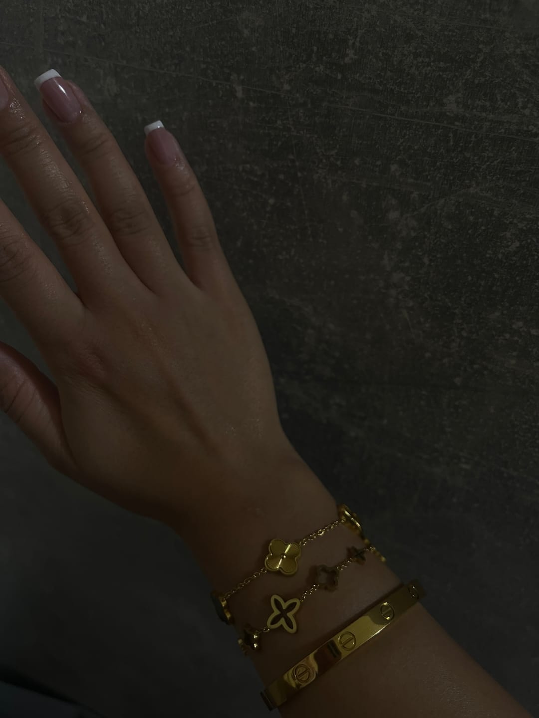 Customer photo review of Shine Clover Armband | 18K vergoldet