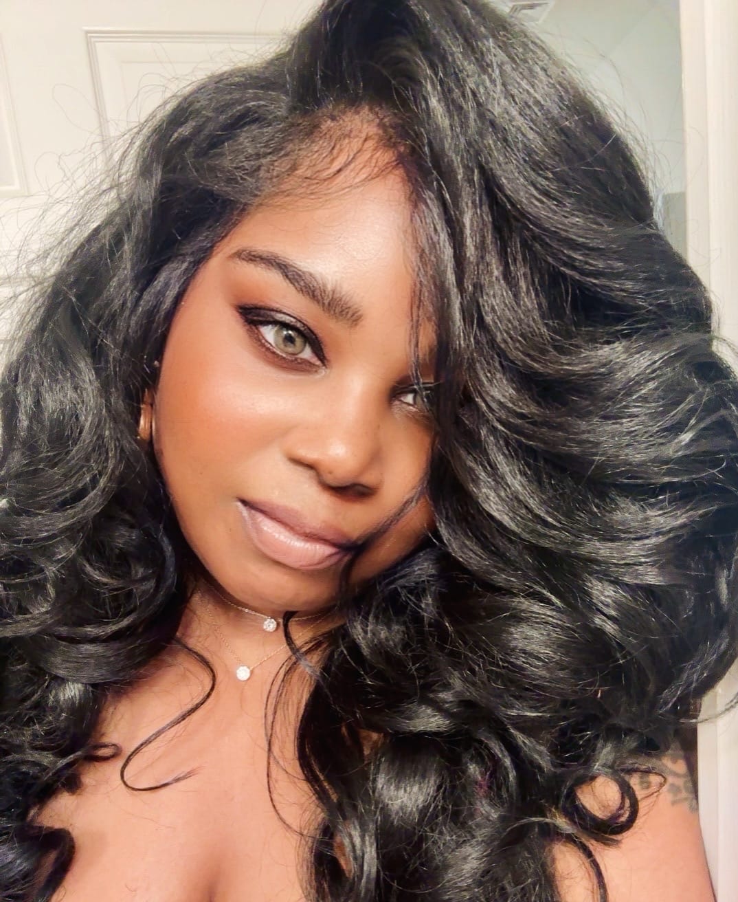 Customer photo review of Sensationnel Cloud 9 Glueless What Lace Swiss 13x6 HD Lace Front Wig - LATISHA