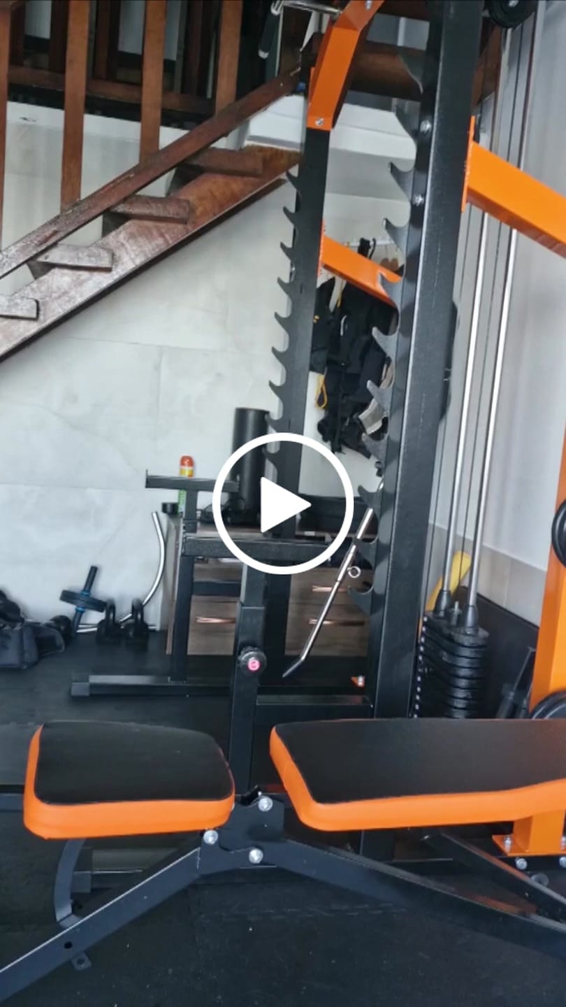 Customer video review of Kit 1 Estação De Musculação Mega Rack Full Com Polia Móvel Flutuante 82Kg