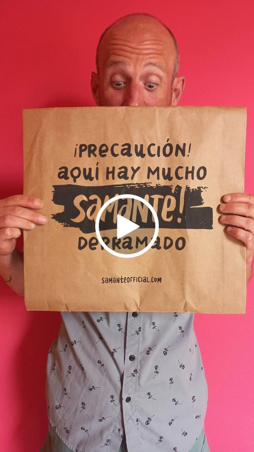 Customer video review of Camiseta Misterios Finitos