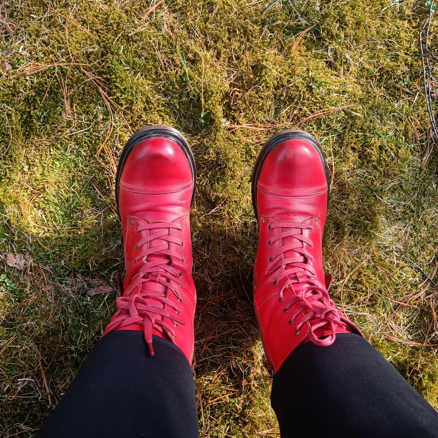Customer photo review of Comfortable Genuine Leather Boots With Laces And Inside Zippers