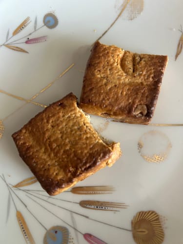 Customer photo review of CLEARANCE Salted Caramel Pretzel - 5 bars