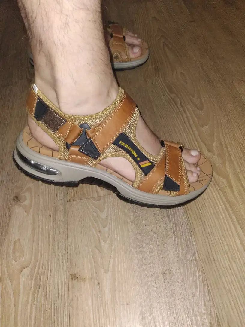 Customer photo review of 💯Summer Collection 💯Men's Orthopedic Leather Sandals – Breathable, Adjustable, Air Cushion