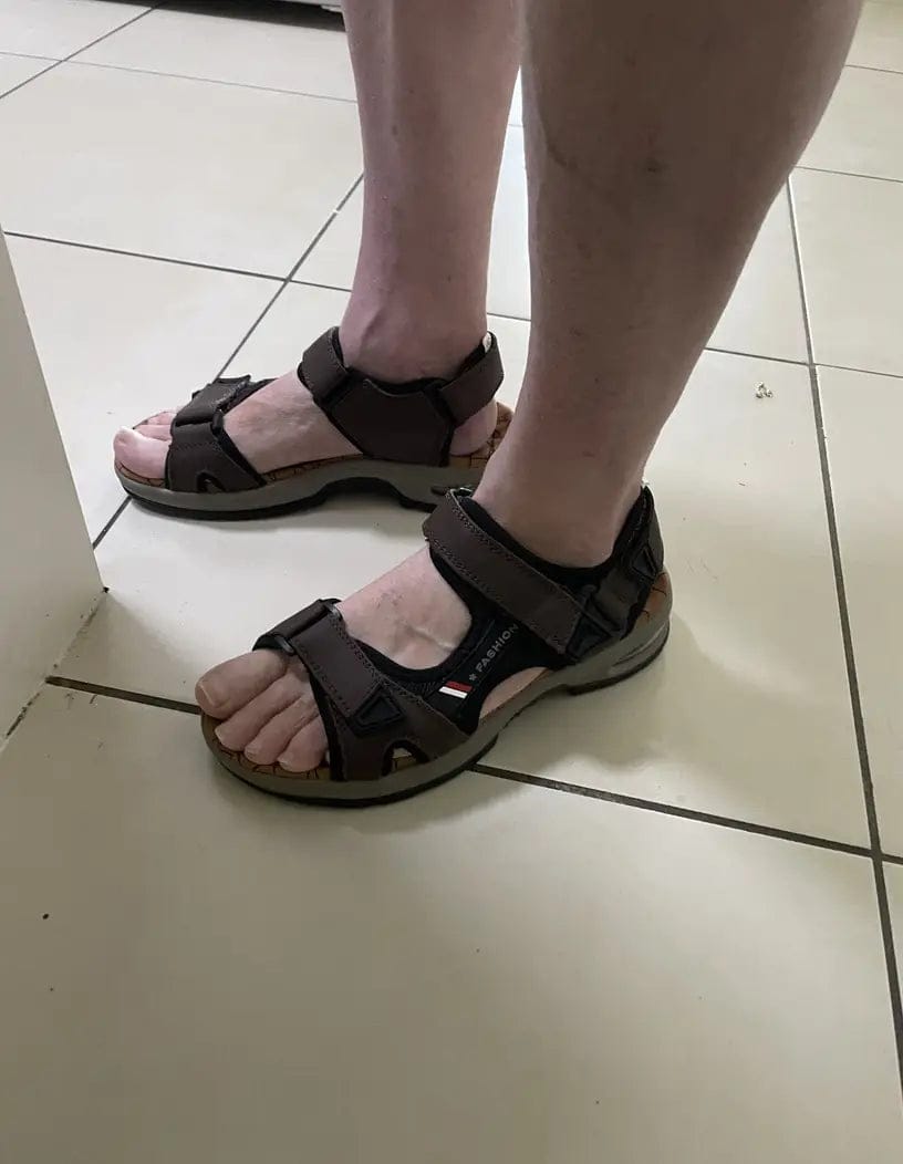 Customer photo review of 💯Summer Collection 💯Men's Orthopedic Leather Sandals – Breathable, Adjustable, Air Cushion