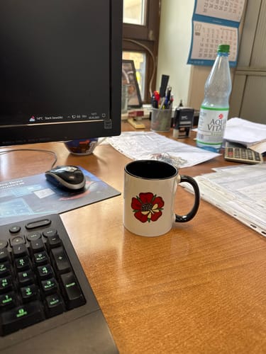 Customer photo review of TassenExpress - Becher Keramik Tasse mit Logo bedruckt 325ml Firmenlogo