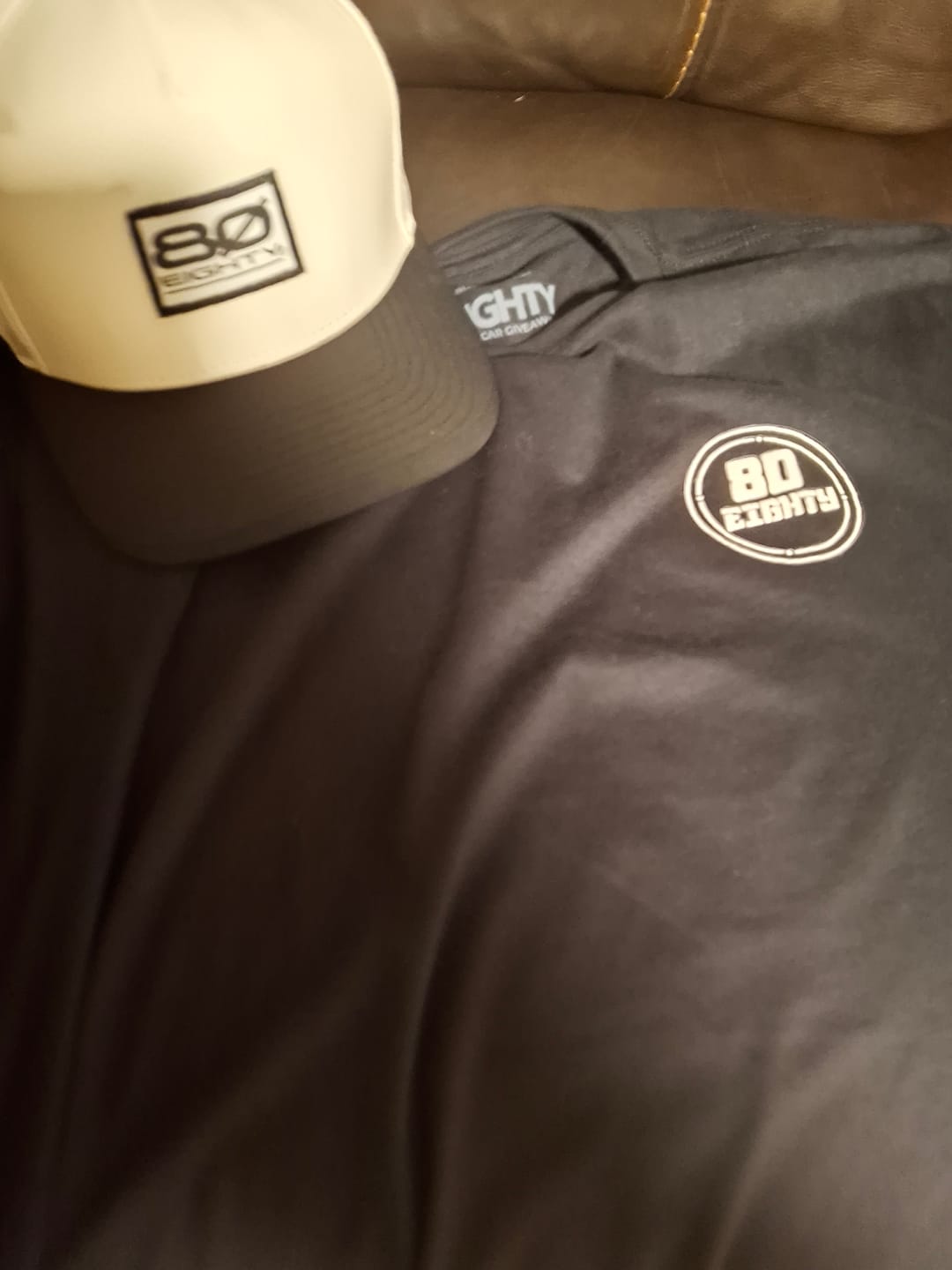 Customer photo review of 80Eighty® Classic Shirt