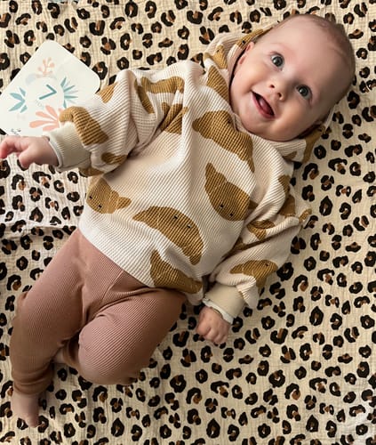 Mathilde C. review of CROISSANT HOODIE SET image 1 out of 1