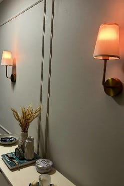 Customer photo review of Arandela de Parede Interna Abajur Retrô Metal e Linho