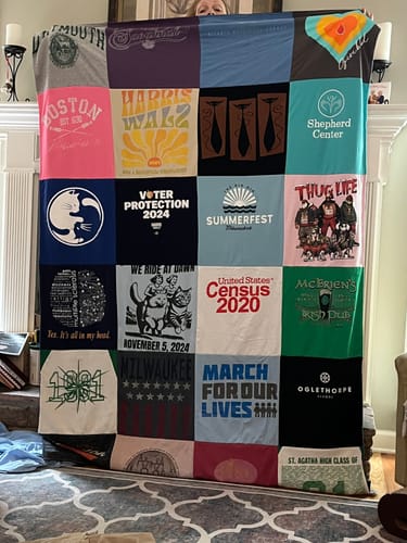 Customer photo review of Project Repat T-Shirt Quilt