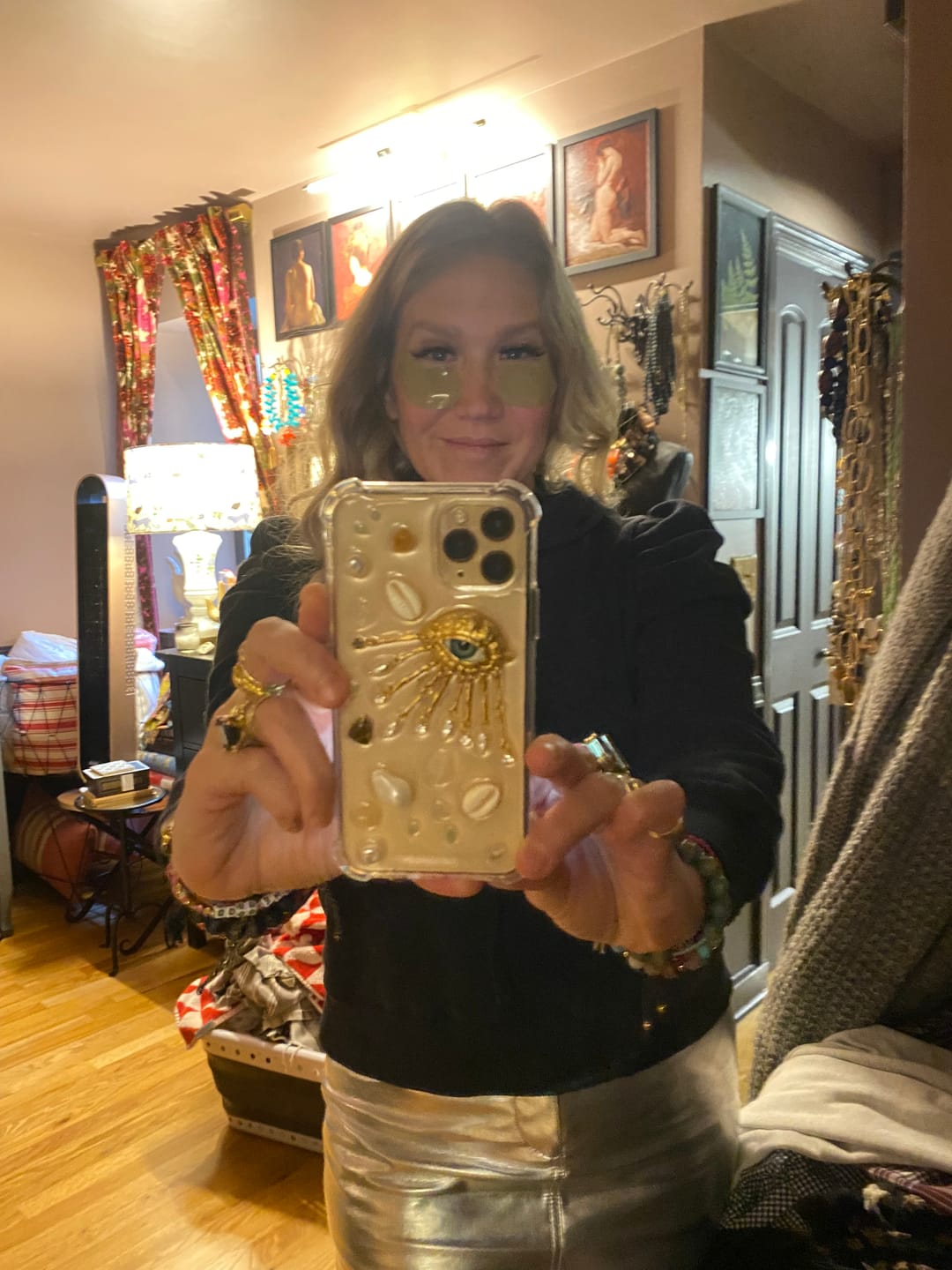 Customer photo review of Dream Series. Golden eye