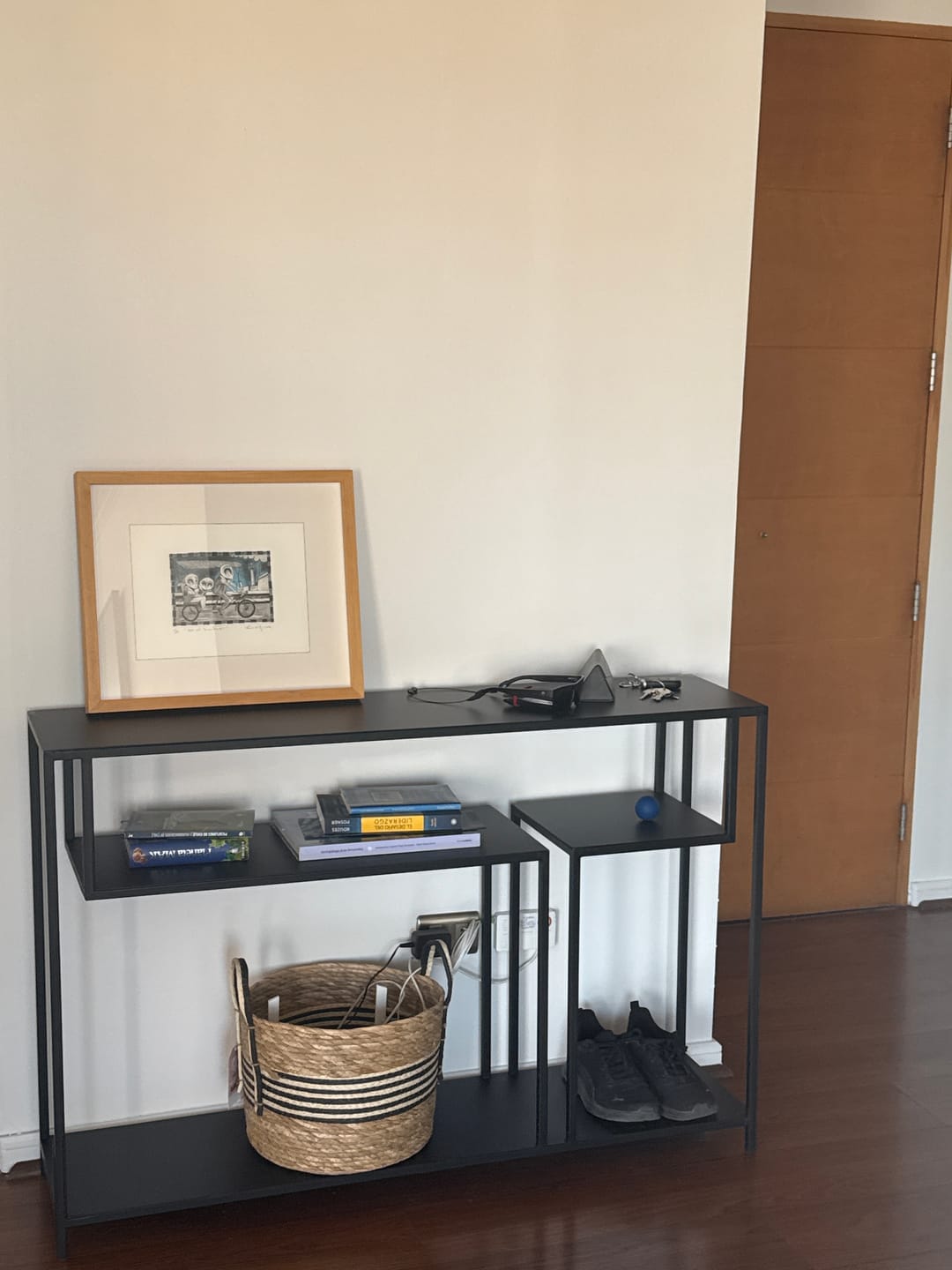Customer photo review of Aparador Séparé | METAL BLACK