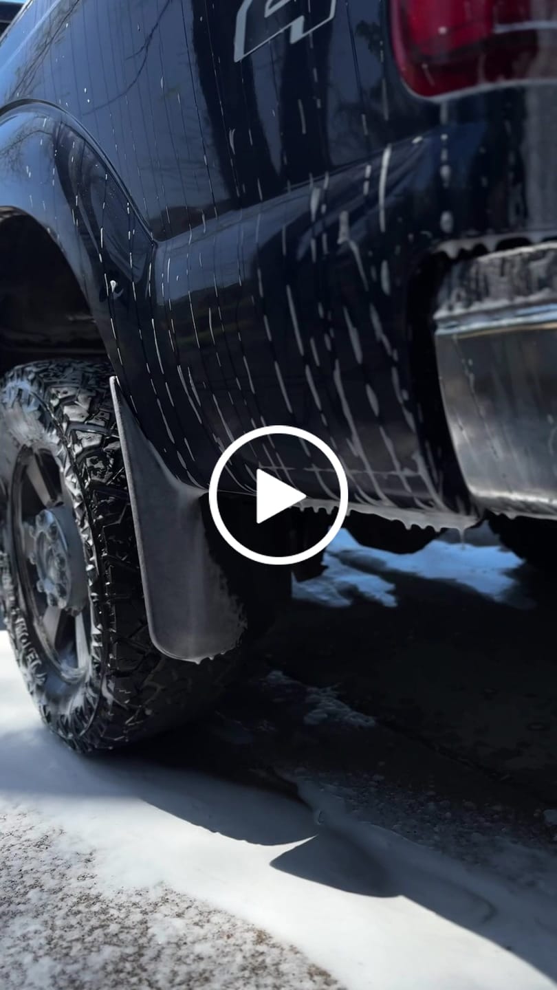 Customer video review of BLACKLINE® WHEEL N' TIRE CLEANER