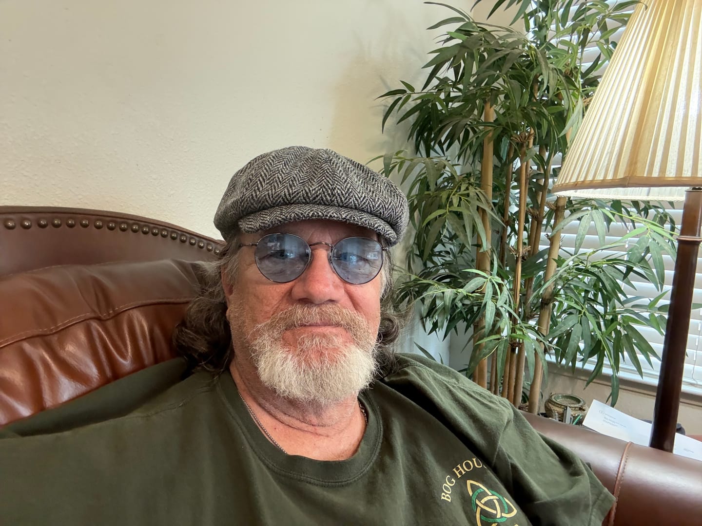 Customer photo review of Peaky Blinders Irish Tweed Newsboy Cap