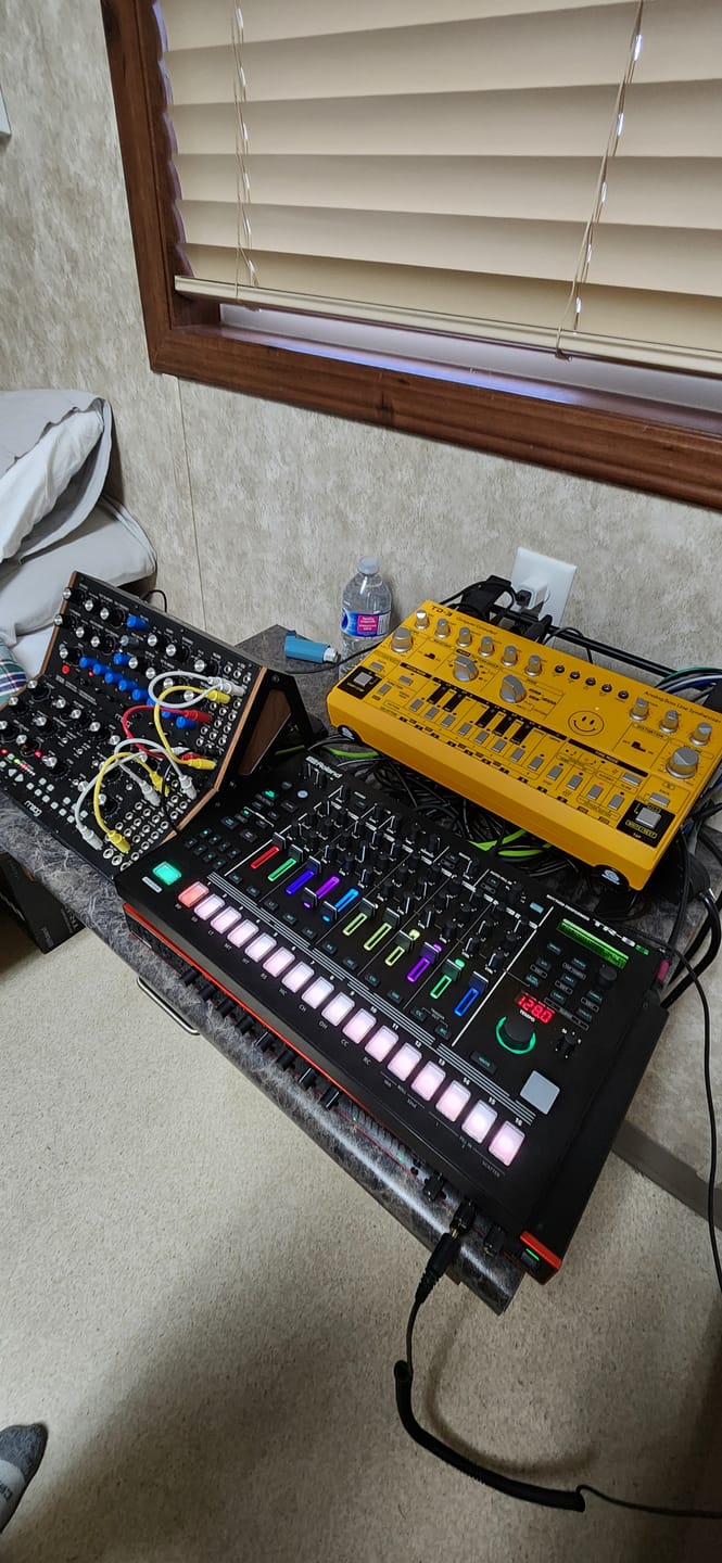 Customer photo review of Behringer TD-3 Patterns Vol.1