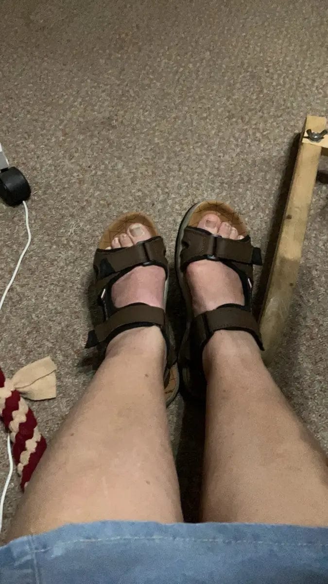 Customer photo review of 💯Summer Collection 💯Men's Orthopedic Leather Sandals – Breathable, Adjustable, Air Cushion
