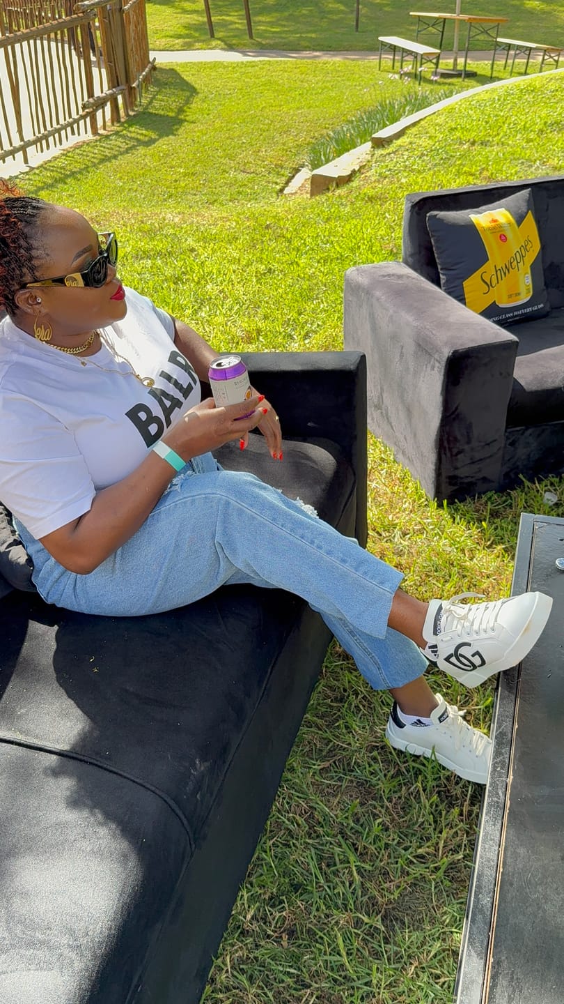 Customer photo review of Black Blanco Sunglasses