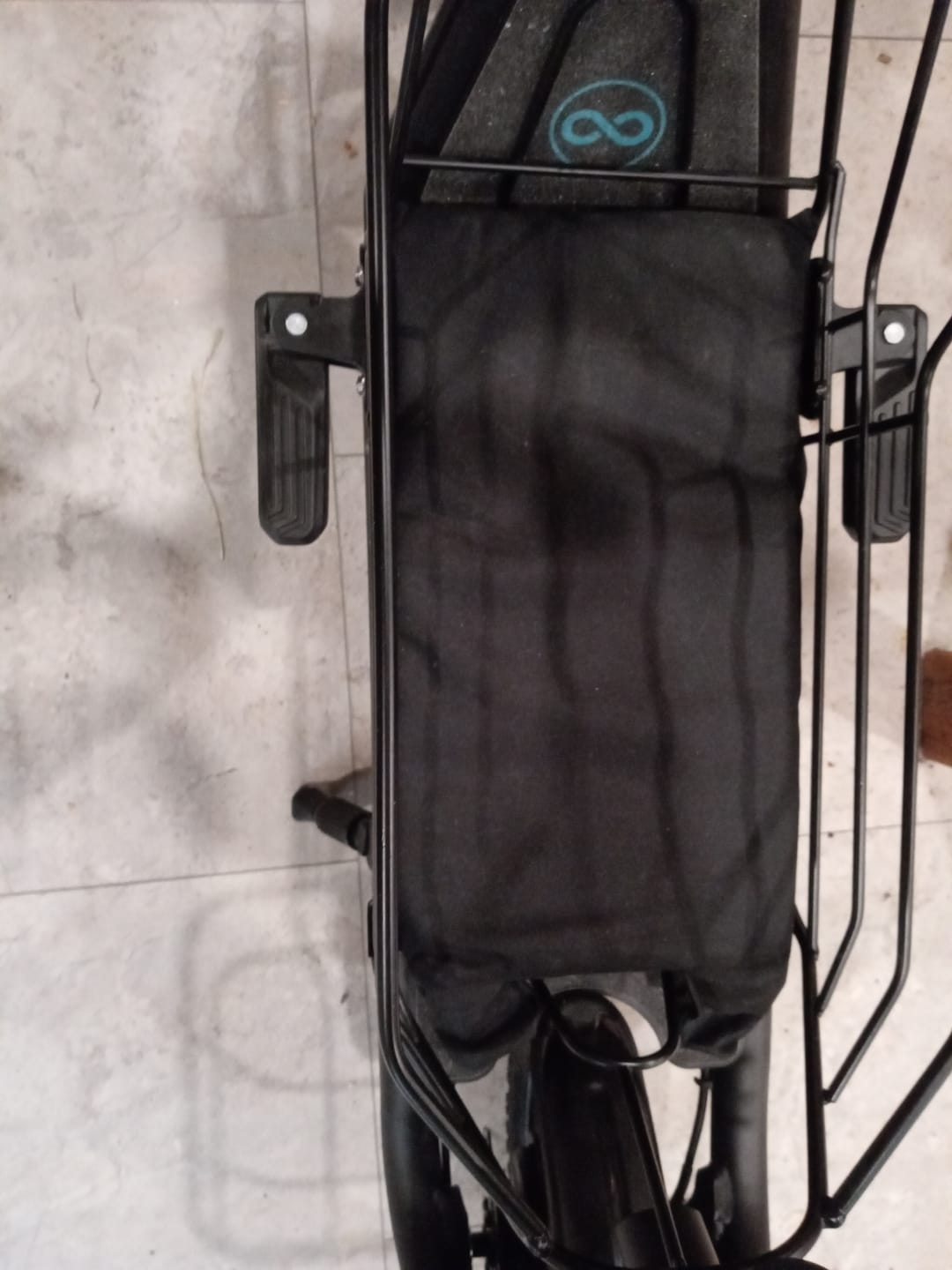 Customer photo review of Pet Cushion for C1S Pet Travel Electric Scooter (Set of 2)
