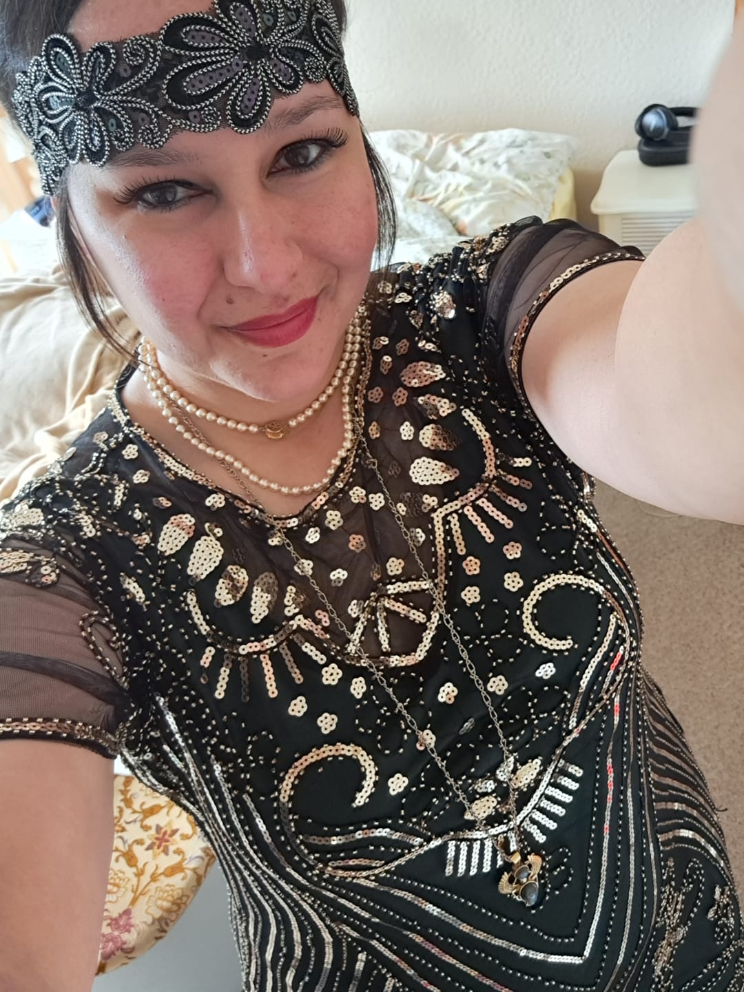 Customer photo review of Plus Size Halle Flapper Dress - Green