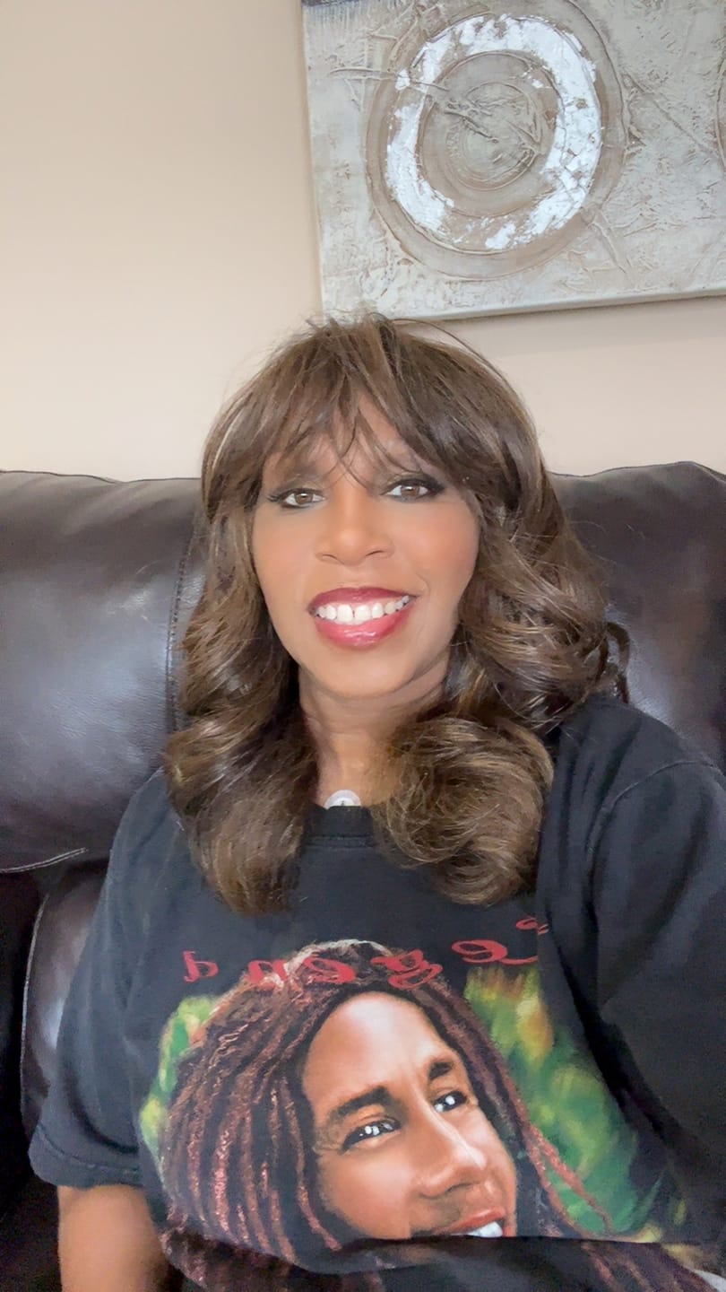 Customer photo review of Model Model Bestie Full Wig - JANELLE