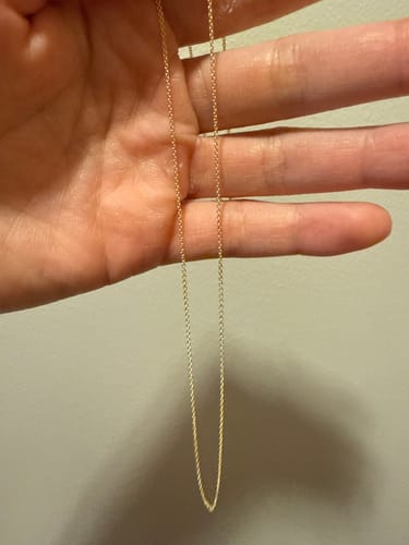 Customer photo review of 14k Gold Basic Cable Chain