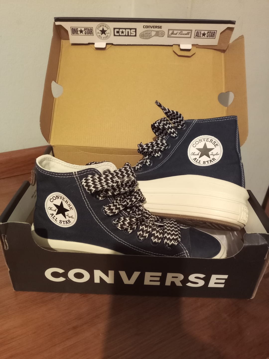 Customer photo review of Zapatillas Converse Chuck Taylor Move Hi Platform Azul Blanco