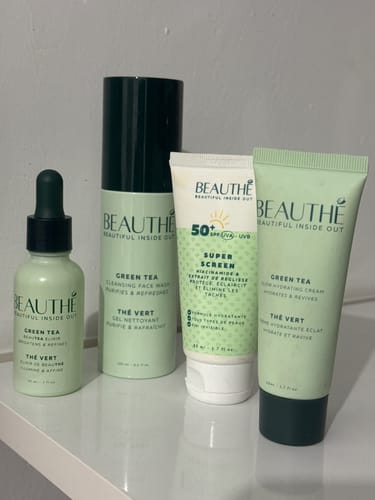 Customer photo review of Crème Hydratante Éclat au Thé Vert