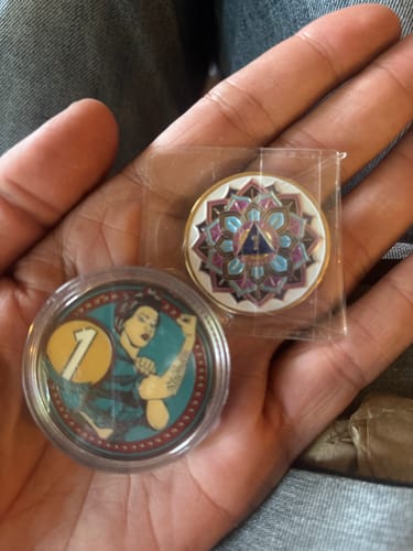 Customer photo review of 1 Year Sobriety Mint 'In Bloom' Lotus Flower Gold Plated AA Recovery Medallion - One Year Chip/Coin - White