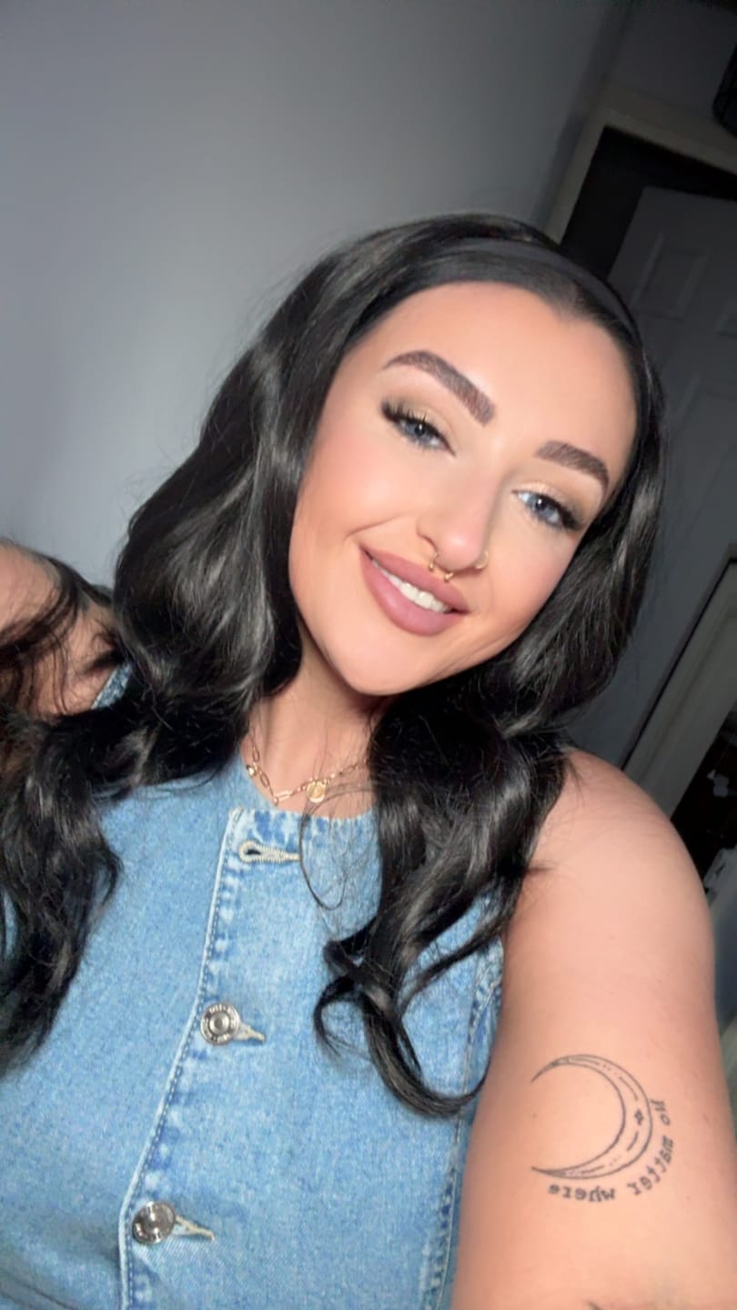 Customer photo review of The Headband Wig Perfect Wave