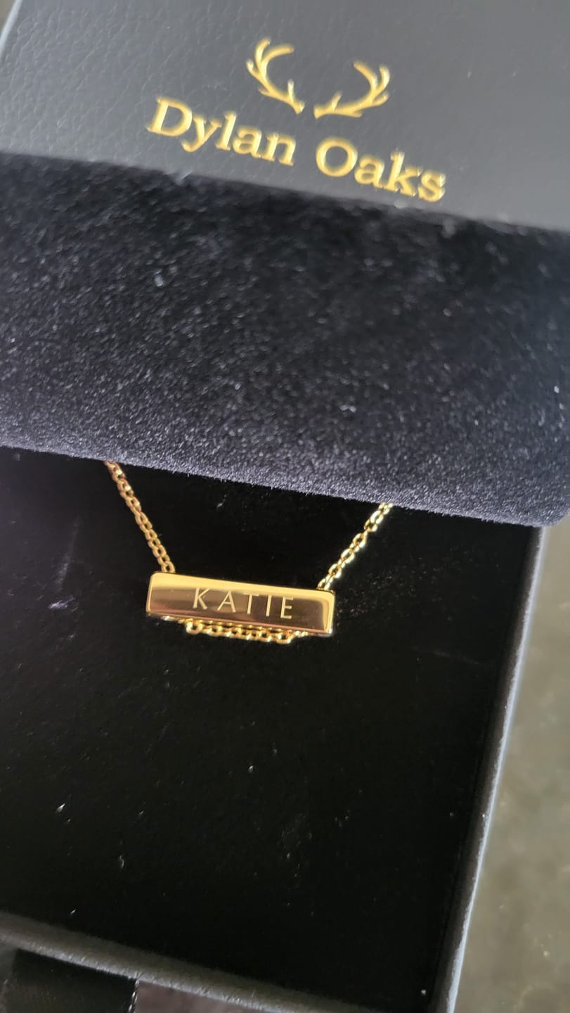 Customer photo review of 2cm Letter Bar Necklace Gold Horizontal
