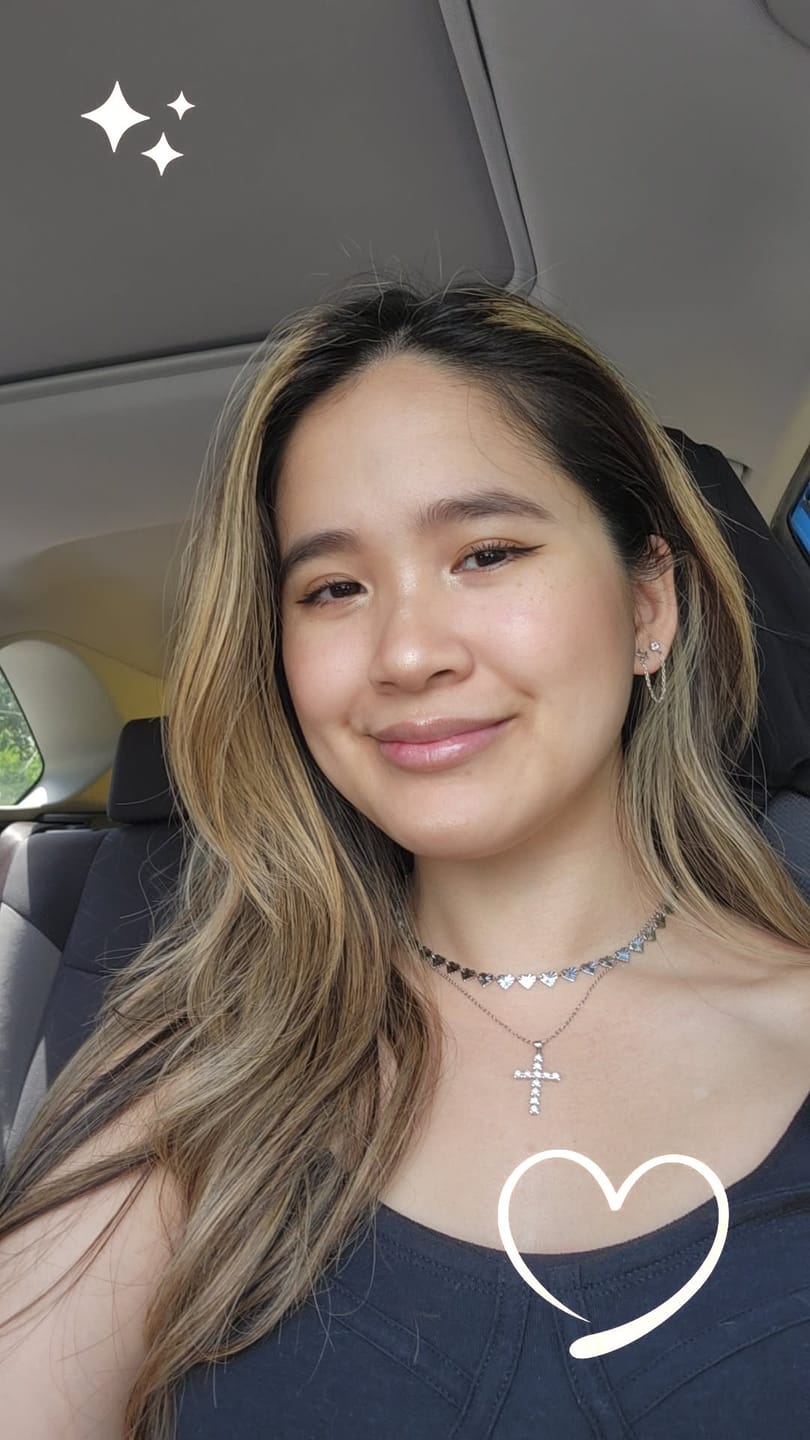 Customer photo review of Starlight Heart Chain Necklace