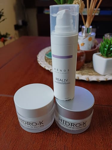 Customer photo review of Pack rostro: Hidro-K Día, Hidro-K Noche, Realiv