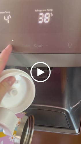 Customer video review of Anti Spill 20oz and 40oz CREWCUP Lid