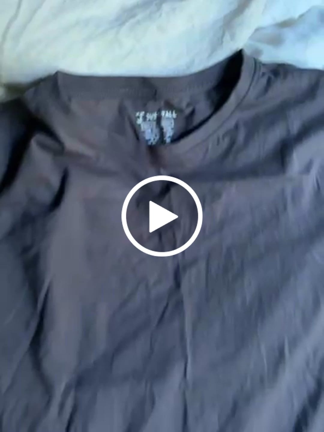 Customer video review of Organic Tall Slim T-shirt (Charcoal)