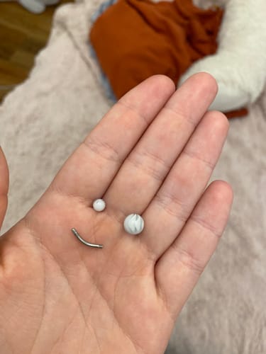 Customer photo review of Pot LUCK Acrylic Belly Piercing