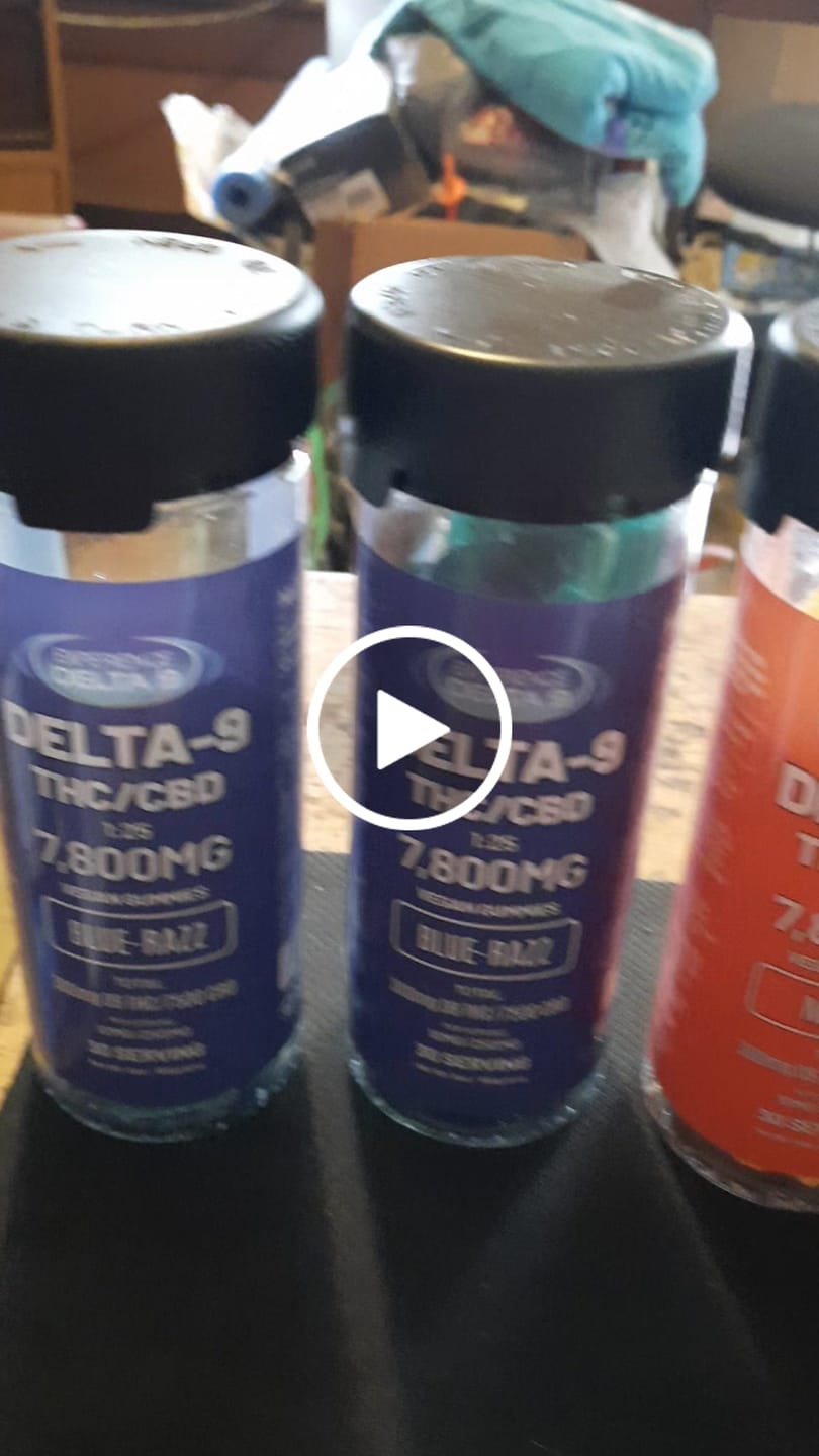 Customer video review of 25:1 Delta-9 THC/CBD Mango Gummies