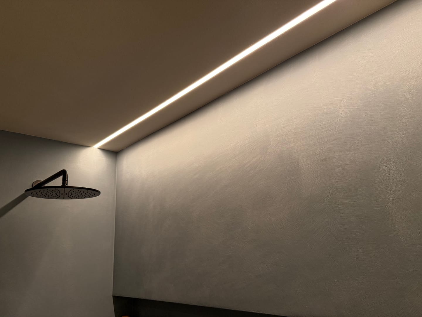 Customer photo review of Tunable White 24V LED COB Seamless Strip | IP20 2200-6500K CRI90 30W/m 574 LEDs
