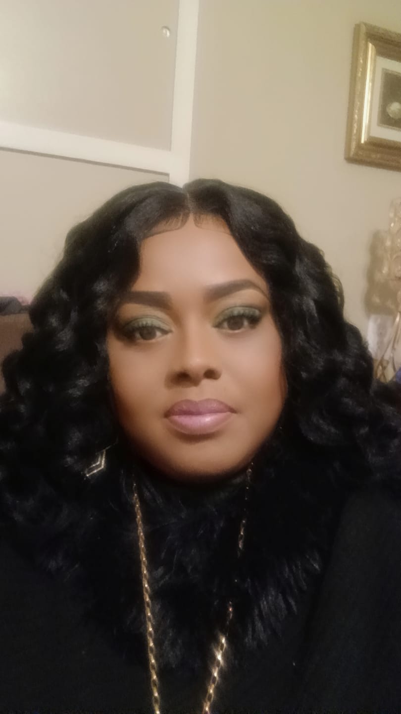 Customer photo review of Sensationnel Curls Kinks & Co Glueless Textured HD Lace Front Wig - Y-PART KINKY WAND CURL 20" - Kinky Edges