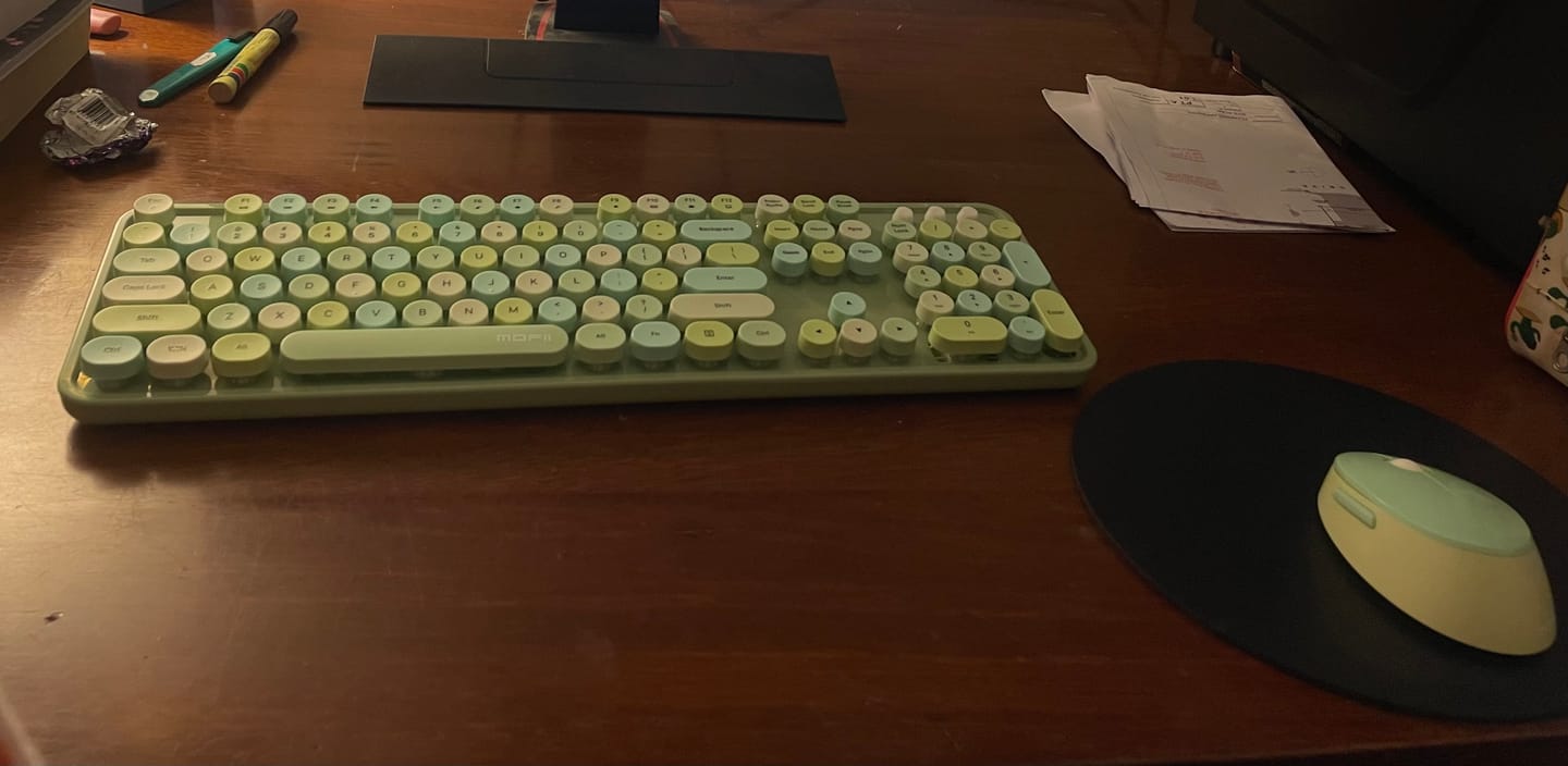 Customer photo review of Mofii Wireless Keyboard and Mouse Combo