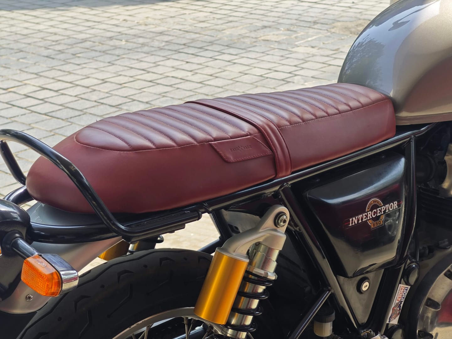 Customer photo review of touring leather seat crafted to fit royal enfield interceptor 650 / gt 650