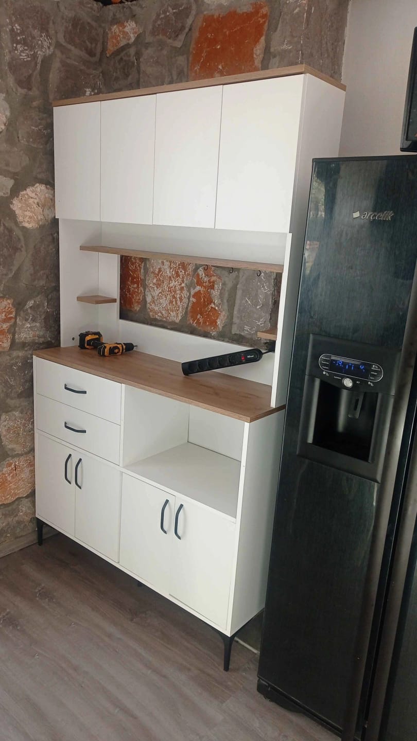 Customer photo review of Rani JE179 Çok Amaçlı Dolap 8 Kapaklı 2 Çekmeceli Kiler Mutfak Dolabı Beyaz - Sepet Ceviz