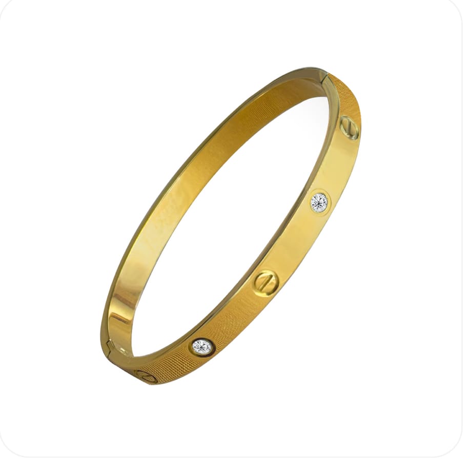 Customer photo review of Bratara Love - Auriu