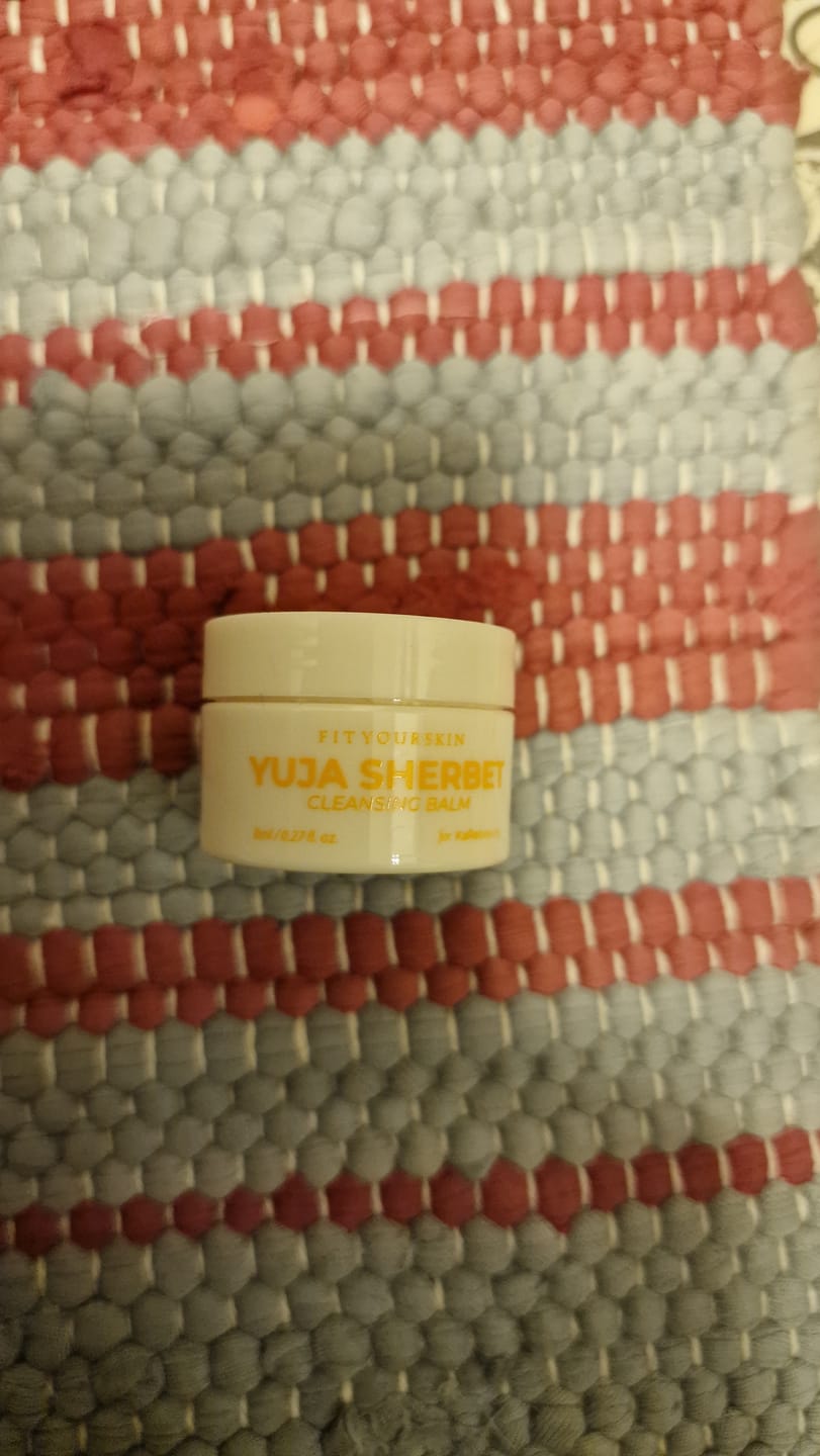 Customer photo review of Reisestørrelse FitYourSkinxKaRebeauty YUJA Cleansing Balm (8ml) - Oljerens