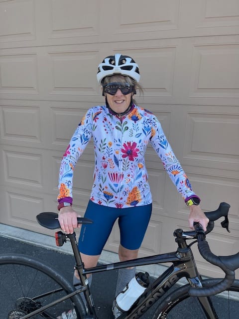 Customer photo review of NEW! Garden Art | Women's Long Sleeve Cycling Jersey