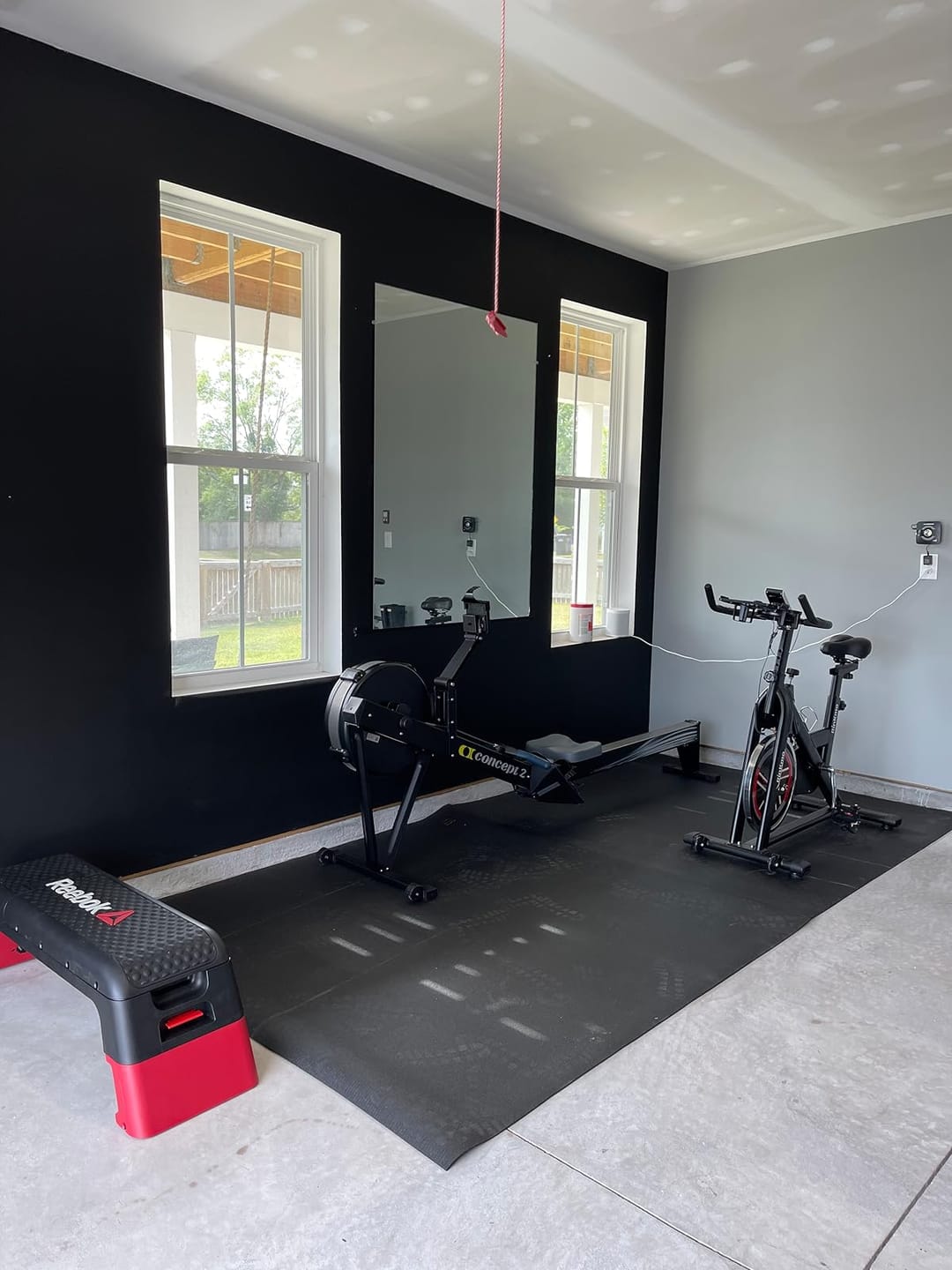 Customer photo review of GXMMAT Large Exercise Mat 6'x6'