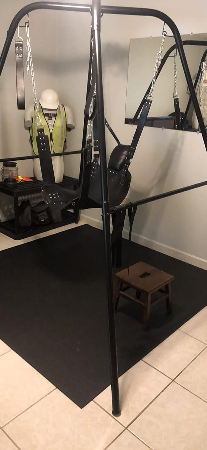 Customer photo review of GXMMAT Large Exercise Mat 6'x6'